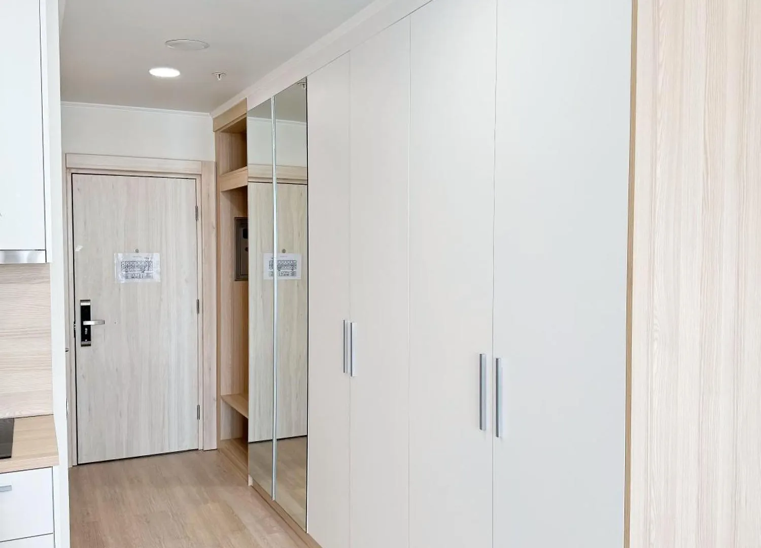 Hotel Y'Estoria Апарт-Отель, Район Expo Центра Astana